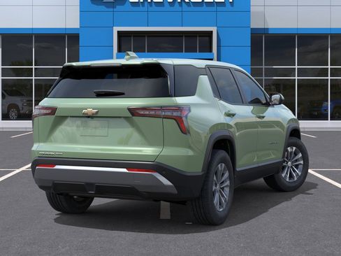 New 2026 Chevrolet Equinox LT w/ Convenience Package II AWD/4WD image 28