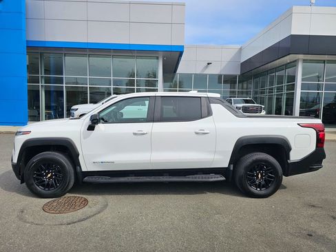 Used 2024 Chevrolet Silverado EV W/T AWD/4WD image 2