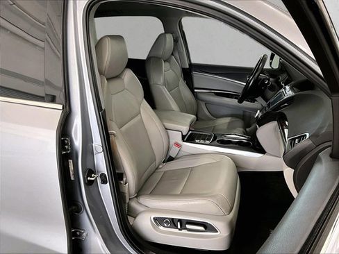 Used 2020 Acura MDX FWD image 9