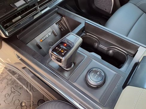 Used 2026 GMC Hummer EV 4x4 Crew Cab image 18