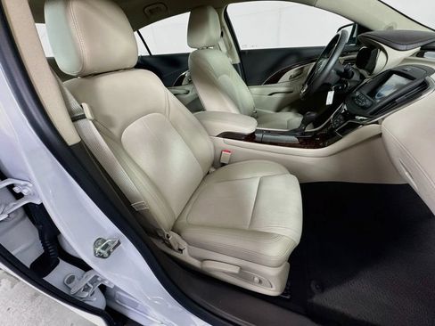 Used 2016 Buick LaCrosse FWD image 33