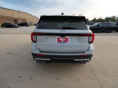 New 2027 Ford Explorer Platinum AWD/4WD image 6