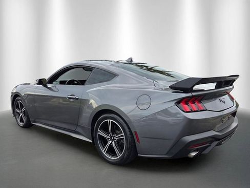 Certified 2024 Ford Mustang Coupe RWD image 3