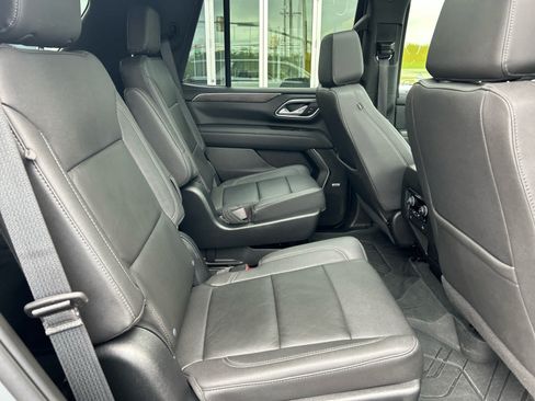Used 2023 Chevrolet Tahoe Z71 w/ Luxury Package AWD/4WD image 25