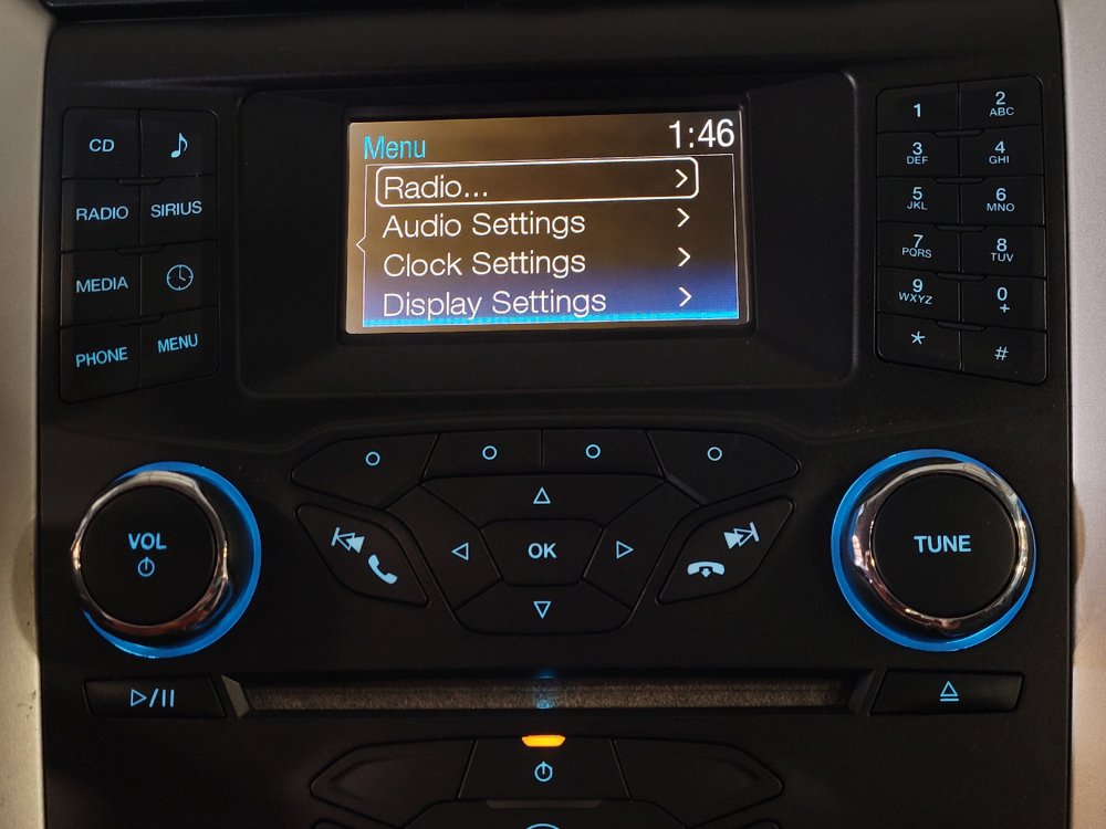 Used 2014 Ford Fusion SE FWD image 25