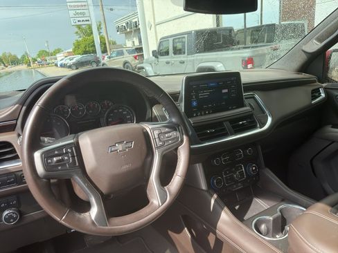 Used 2021 Chevrolet Tahoe Z71 AWD/4WD image 6