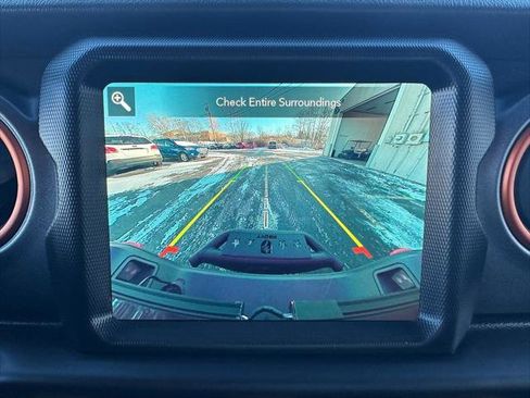 Certified 2021 Jeep Gladiator Mojave image 7