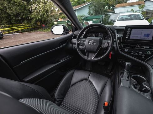 Used 2024 Toyota Camry SE FWD image 21