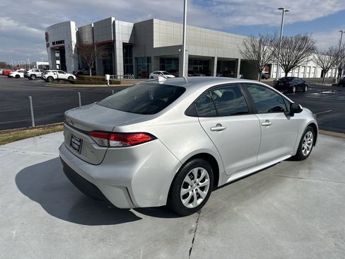 Certified 2024 Toyota Corolla LE image 10