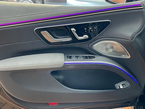 Used 2023 Mercedes-Benz EQS 580 4MATIC Sedan image 14