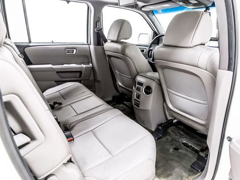 Used 2014 Honda Pilot Touring image 31