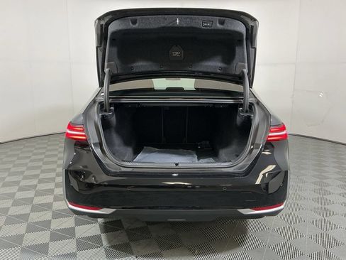 Certified 2025 BMW 530i w/ Premium Package RWD image 27