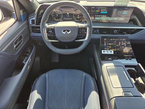 New 2026 INFINITI QX80 4WD image 16