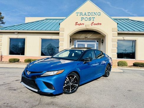 Used 2019 Toyota Camry XSE image 24