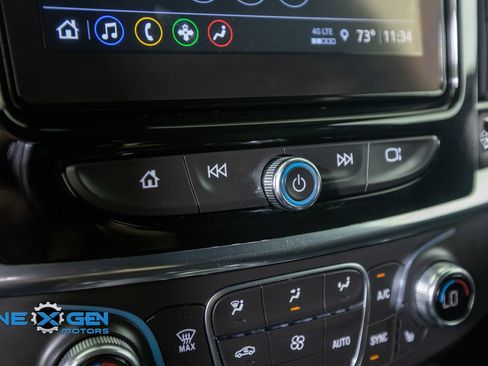 Used 2023 Chevrolet Traverse LT w/ LPO, Floor Liner Package AWD/4WD image 21