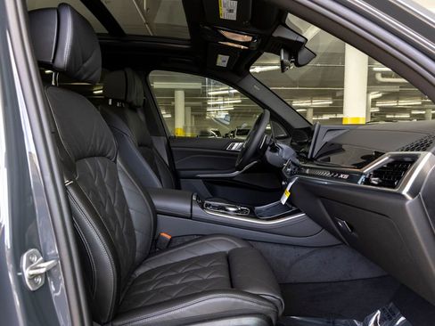 New 2026 BMW X5 xDrive50e image 30