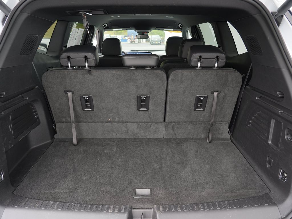 Certified 2026 Buick Enclave Preferred AWD/4WD image 28