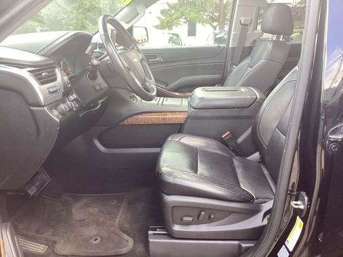 Used 2016 Chevrolet Tahoe LTZ AWD/4WD image 16