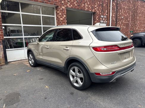 Used 2017 Lincoln MKC Premiere image 5