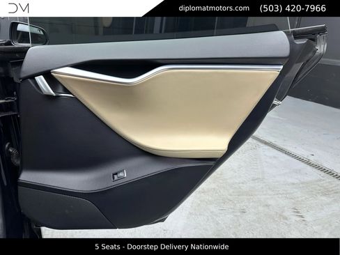 Used 2013 Tesla Model S Performance RWD image 28