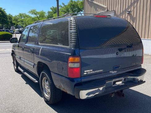 Used 2002 Chevrolet Suburban LT AWD/4WD image 8