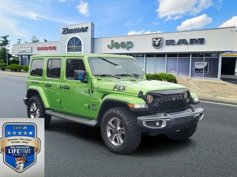 Used 2018 Jeep Wrangler Unlimited Sahara w/ Uconnect 4C Nav & Sound Group AWD/4WD image 1