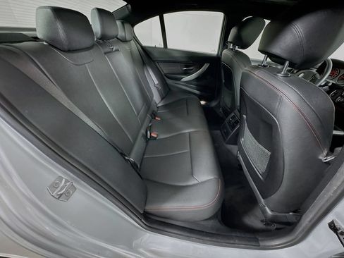 Used 2018 BMW 330i Sedan w/ Convenience Package RWD image 34