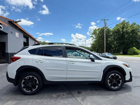Used 2023 Subaru Crosstrek 2.0i Premium AWD/4WD image 7