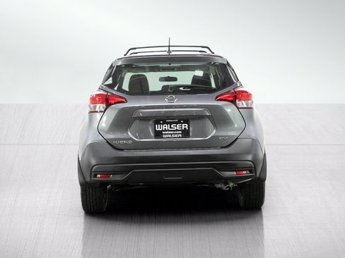 Used 2019 Nissan Kicks SV w/ Exterior Package FWD image 4