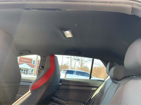 Used 2022 Volkswagen GTI S image 20