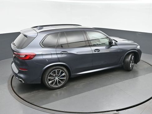 Used 2019 BMW X5 xDrive50i w/ M Sport Package AWD/4WD image 38