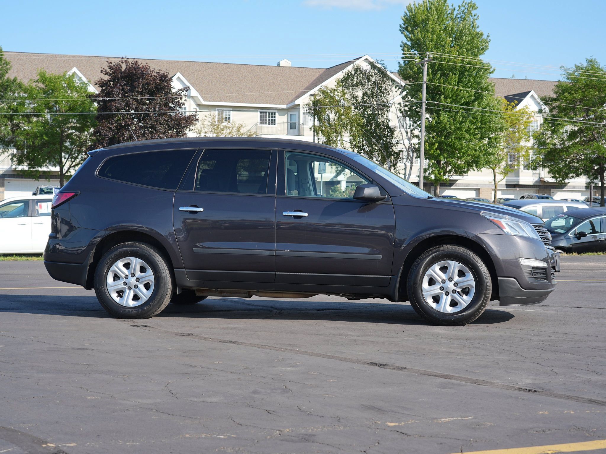 Used 2016 Chevrolet Traverse LS AWD/4WD image 2