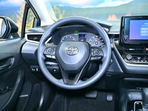 Used 2025 Toyota Corolla LE w/ LE Premium Package image 43