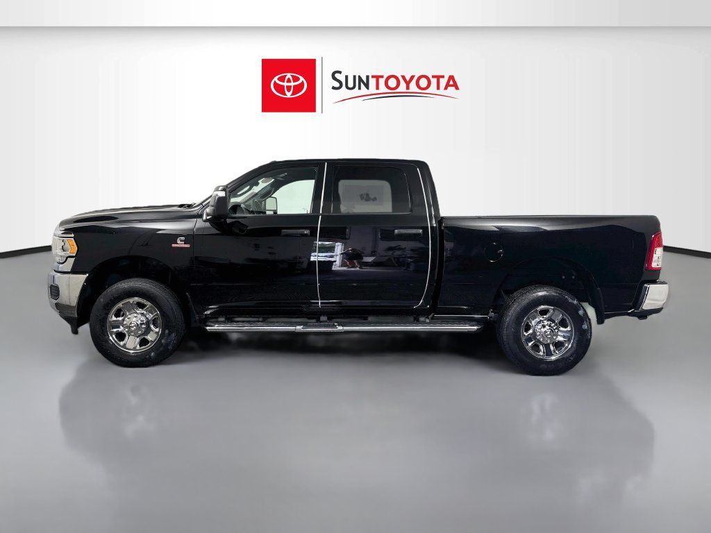Used 2024 RAM 2500 Tradesman w/ Chrome Appearance Group AWD/4WD image 5