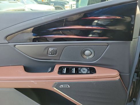 New 2026 Lincoln Nautilus Reserve image 18