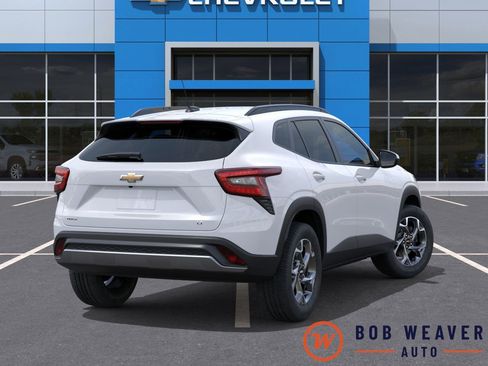 New 2026 Chevrolet Trax LT w/ Driver Confidence Package FWD image 4