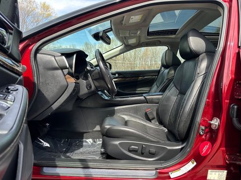 Used 2018 Nissan Maxima Platinum w/ Interior Lighting Package image 10