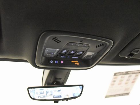 Used 2023 Chevrolet Traverse Premier w/ Redline Edition image 37