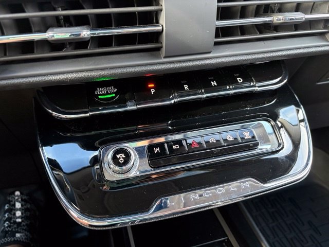 Used 2024 Lincoln Corsair AWD w/ Equipment Group 101A image 32