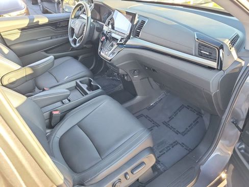 Used 2024 Honda Odyssey Touring image 18