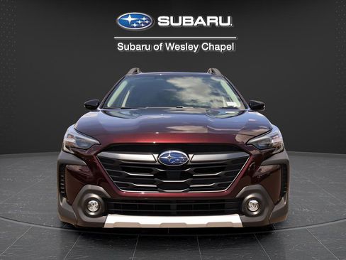 Certified 2025 Subaru Outback Limited AWD/4WD image 3