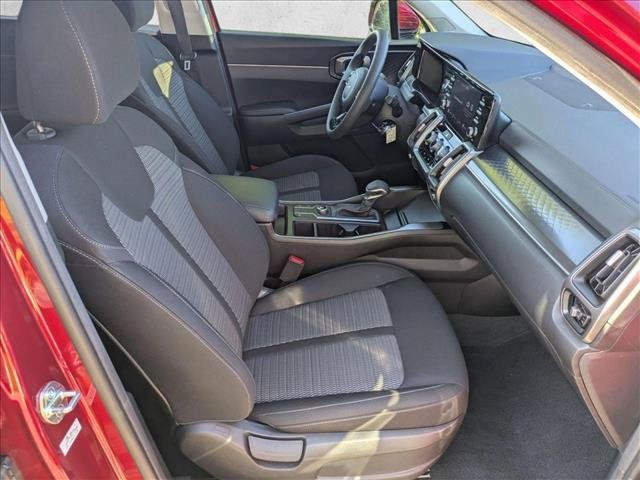 Used 2023 Kia Sorento LX AWD/4WD image 20