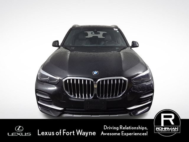 Used 2023 BMW X5 xDrive40i w/ Premium Package AWD/4WD image 3