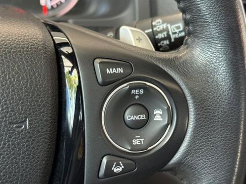 Used 2017 Honda Pilot Touring image 28