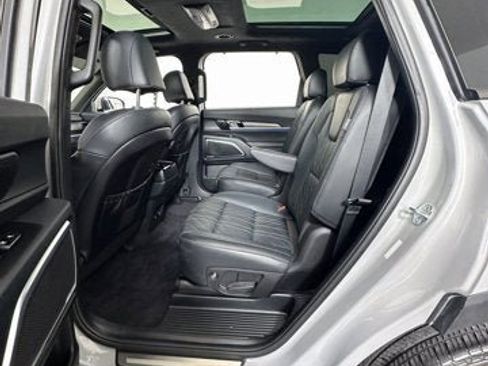 Used 2024 Kia Telluride SX Prestige X-Line image 8