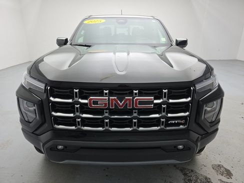 Used 2025 GMC Canyon AT4 w/ AT4 Premium Package AWD/4WD image 5