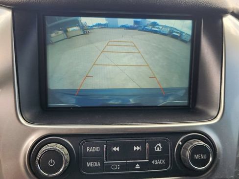 Used 2018 Chevrolet Tahoe LS RWD image 16