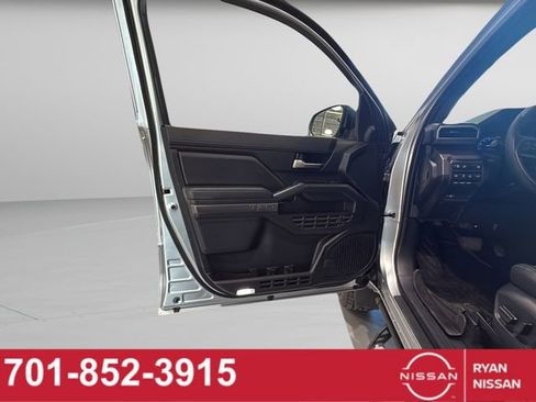 Used 2024 Toyota Tacoma TRD Off-Road w/ TRD Off Road Premium Package image 34