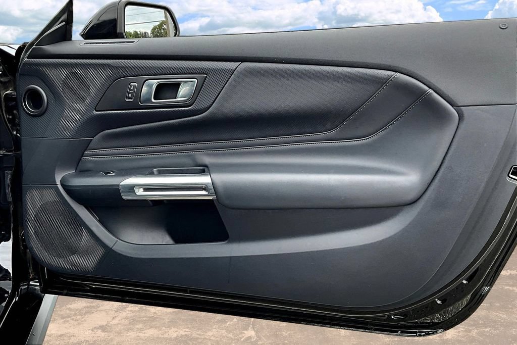 Used 2024 Ford Mustang Premium RWD image 27