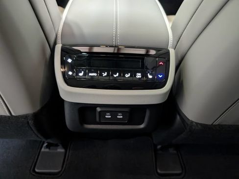 Used 2026 INFINITI QX60 Luxe w/ Cargo Package AWD/4WD image 12